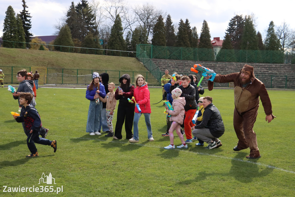 Fotorelacja: Lany Poniedziałek w Zawierciu!