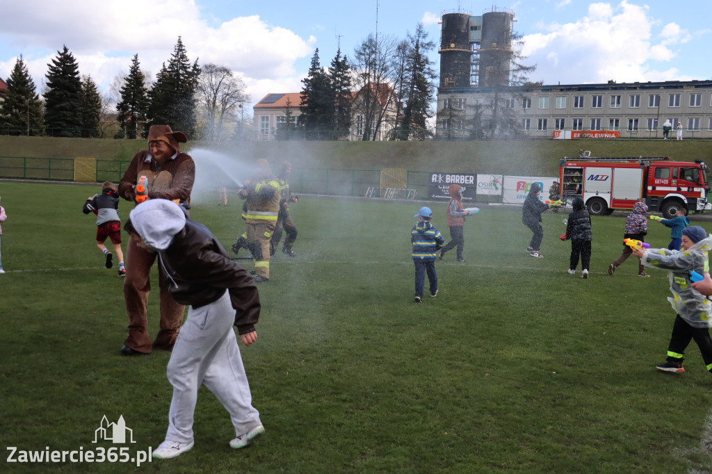 Fotorelacja: Lany Poniedziałek w Zawierciu!