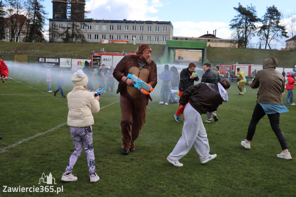Fotorelacja: Lany Poniedziałek w Zawierciu!