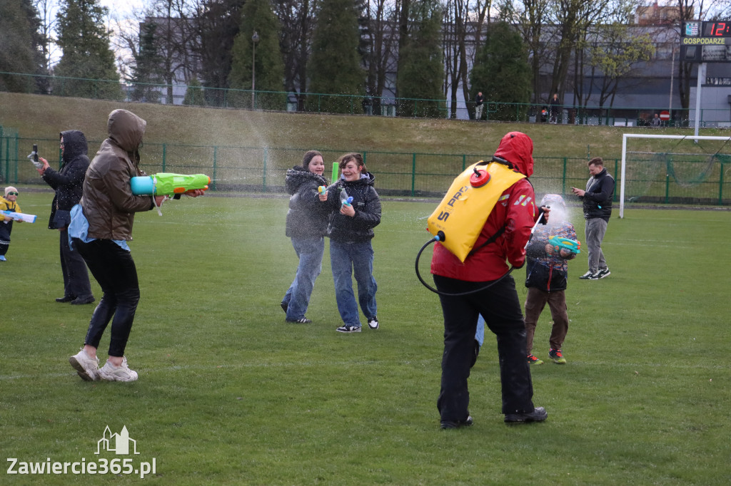 Fotorelacja: Lany Poniedziałek w Zawierciu!