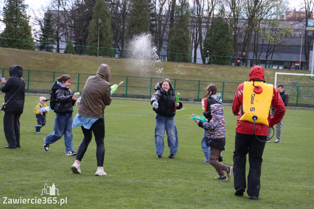 Fotorelacja: Lany Poniedziałek w Zawierciu!