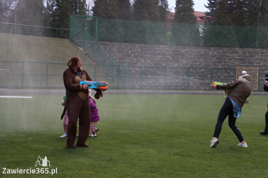 Fotorelacja: Lany Poniedziałek w Zawierciu!