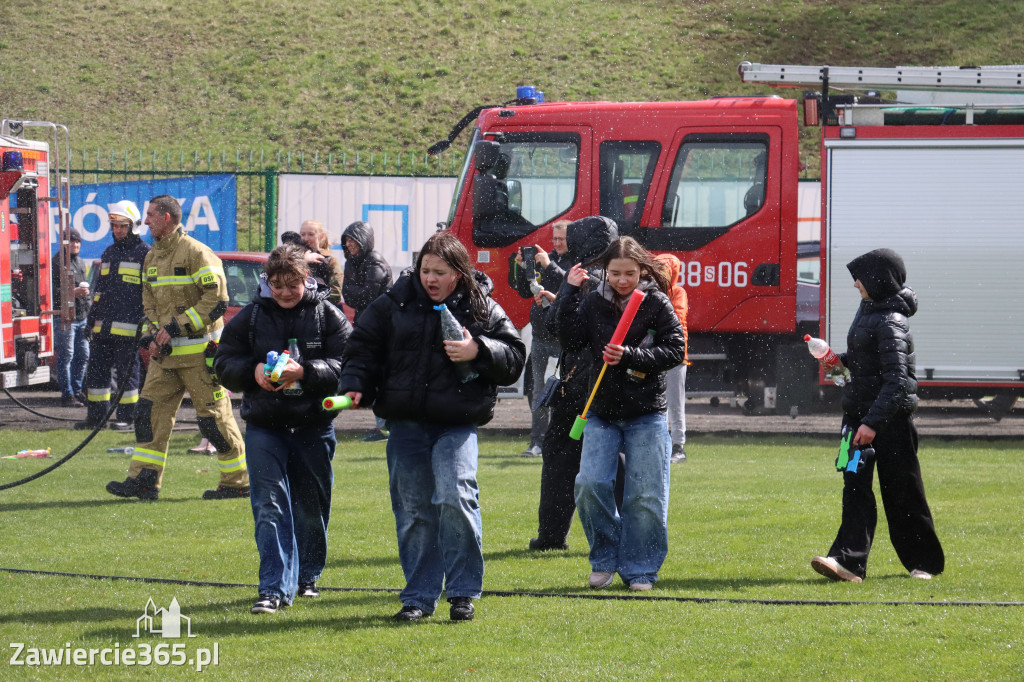 Fotorelacja: Lany Poniedziałek w Zawierciu!