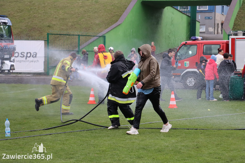Fotorelacja: Lany Poniedziałek w Zawierciu!