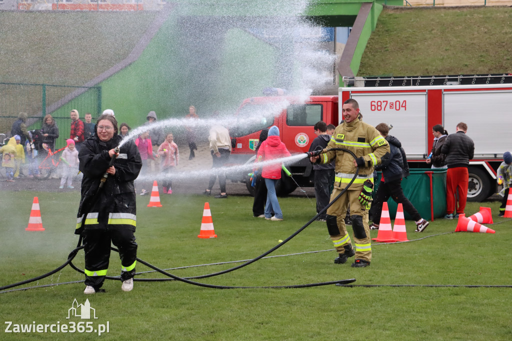 Fotorelacja: Lany Poniedziałek w Zawierciu!