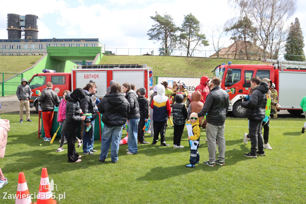 Fotorelacja: Lany Poniedziałek w Zawierciu!