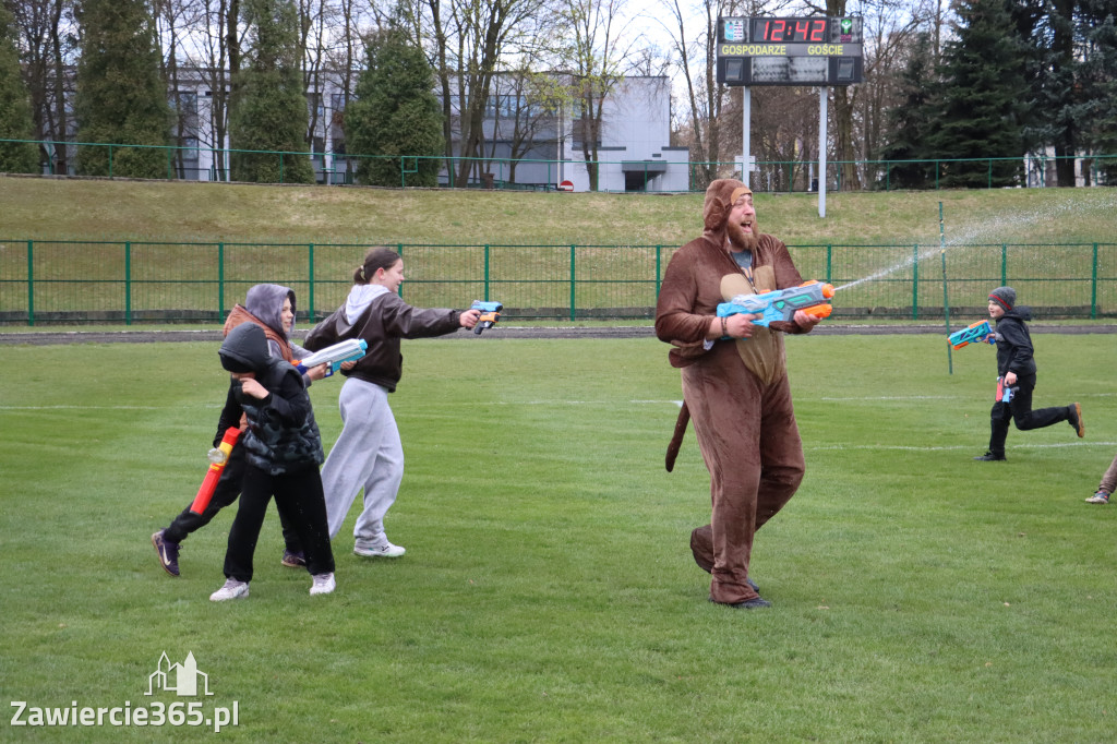 Fotorelacja: Lany Poniedziałek w Zawierciu!
