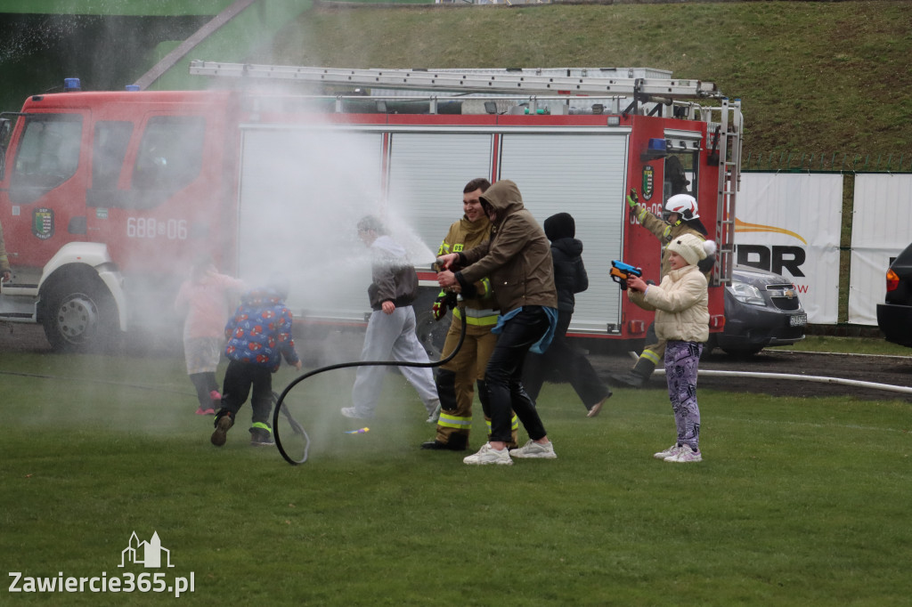 Fotorelacja: Lany Poniedziałek w Zawierciu!