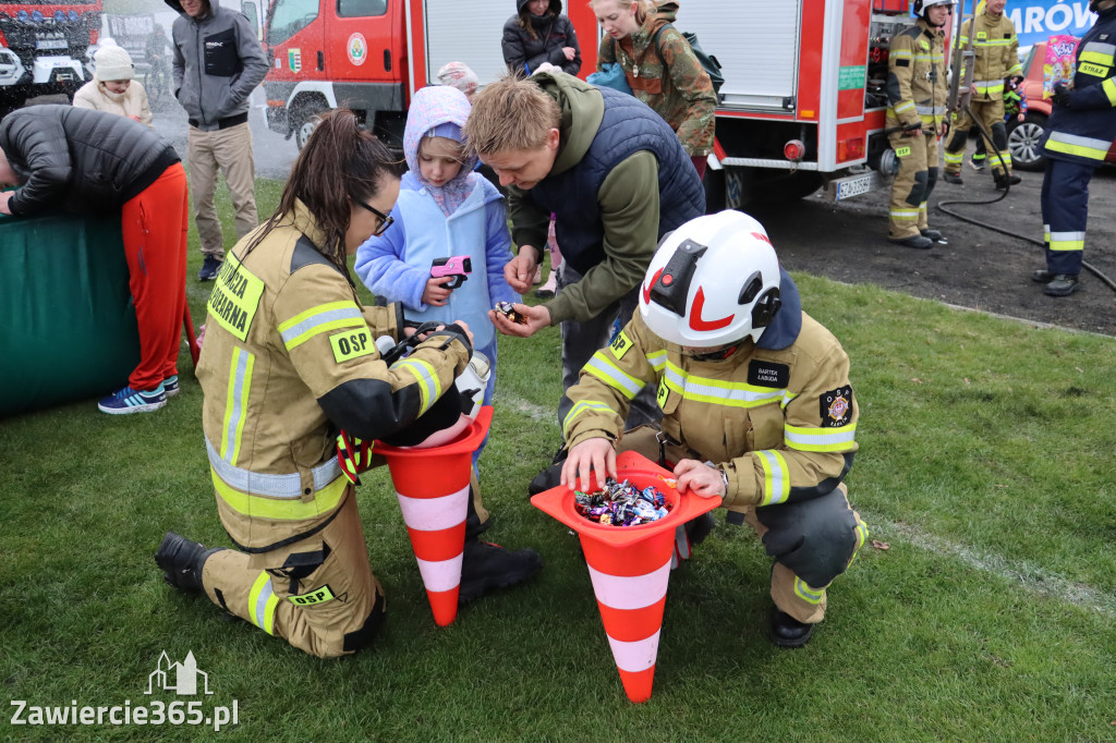 Fotorelacja: Lany Poniedziałek w Zawierciu!