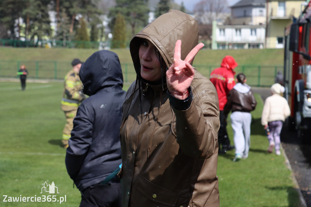 Fotorelacja: Lany Poniedziałek w Zawierciu!