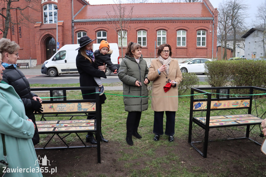 Fotorelacja: Otwarcie instalacji artystycznej  ŁAWECZKI PRZEMYSŁOWEJ PAMIĘCI w Zawierciu