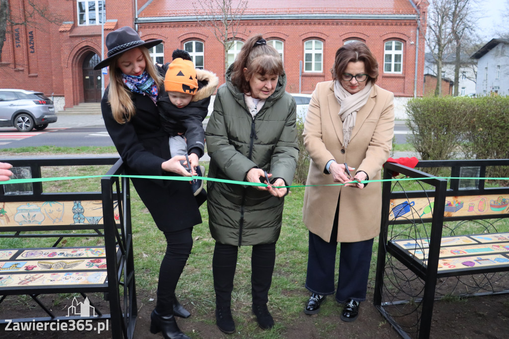 Fotorelacja: Otwarcie instalacji artystycznej  ŁAWECZKI PRZEMYSŁOWEJ PAMIĘCI w Zawierciu