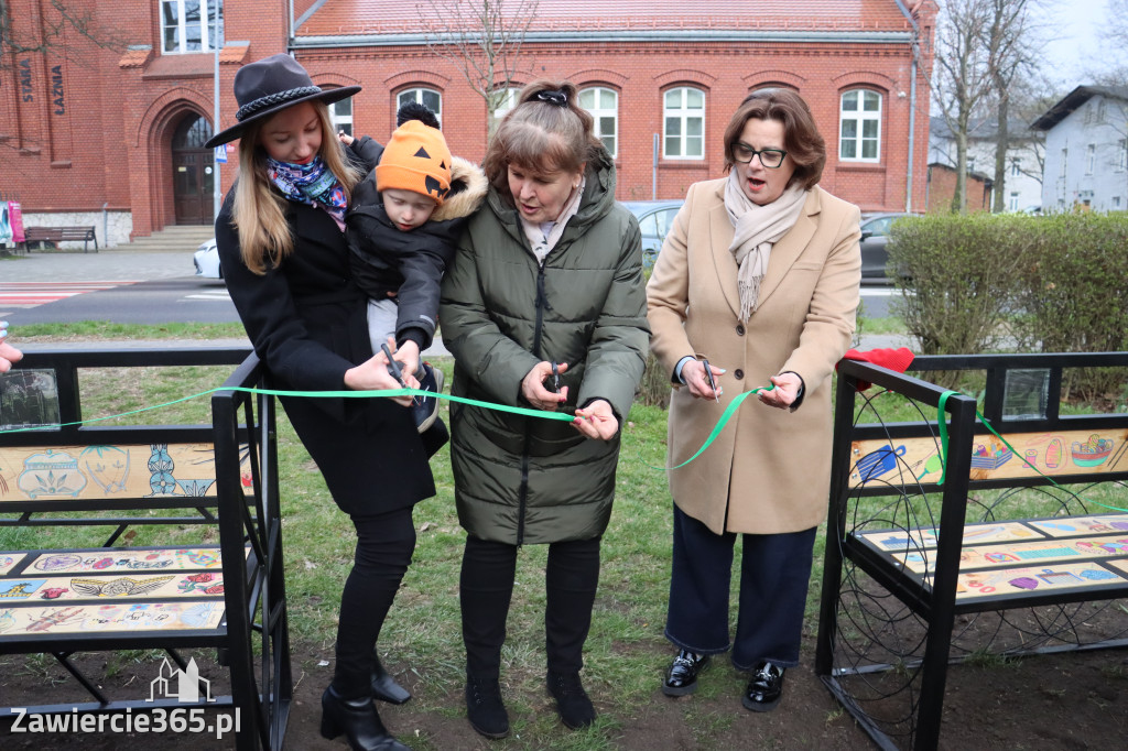Fotorelacja: Otwarcie instalacji artystycznej  ŁAWECZKI PRZEMYSŁOWEJ PAMIĘCI w Zawierciu