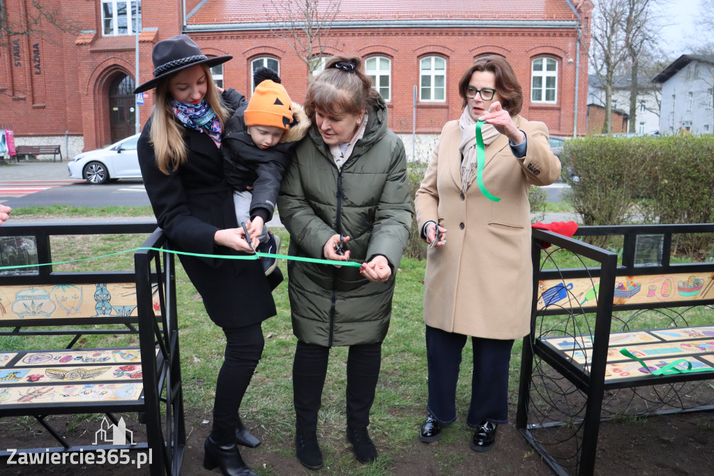Fotorelacja: Otwarcie instalacji artystycznej  ŁAWECZKI PRZEMYSŁOWEJ PAMIĘCI w Zawierciu