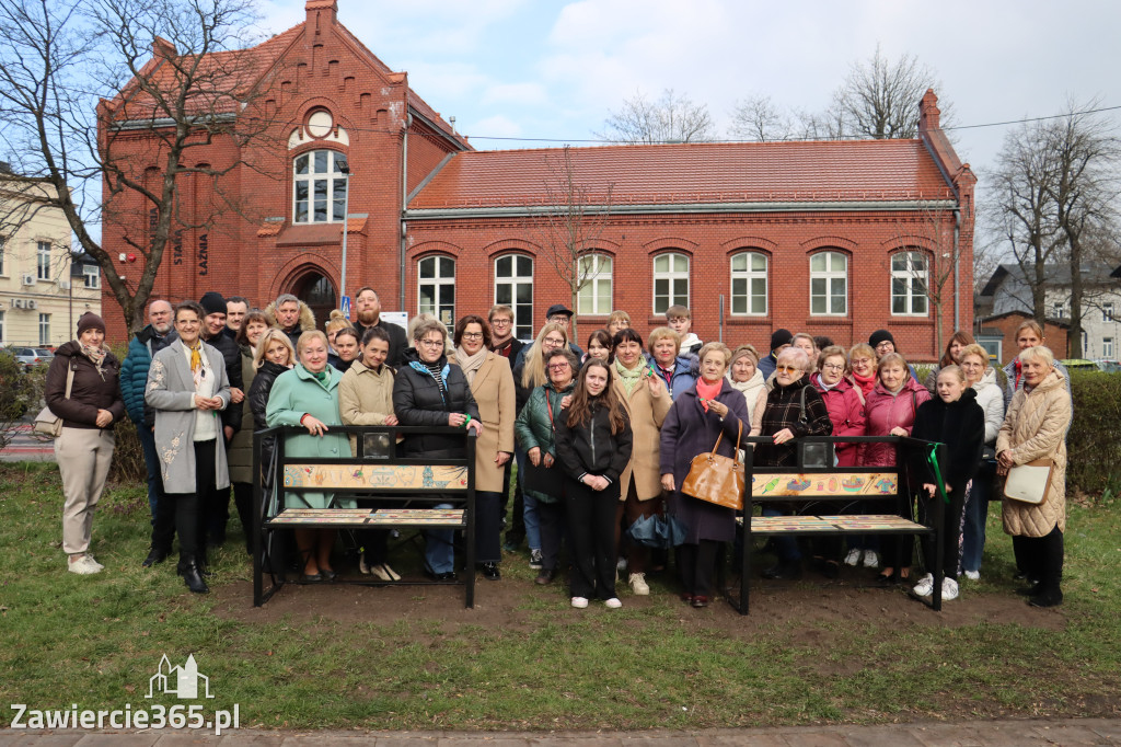 Fotorelacja: Otwarcie instalacji artystycznej  ŁAWECZKI PRZEMYSŁOWEJ PAMIĘCI w Zawierciu