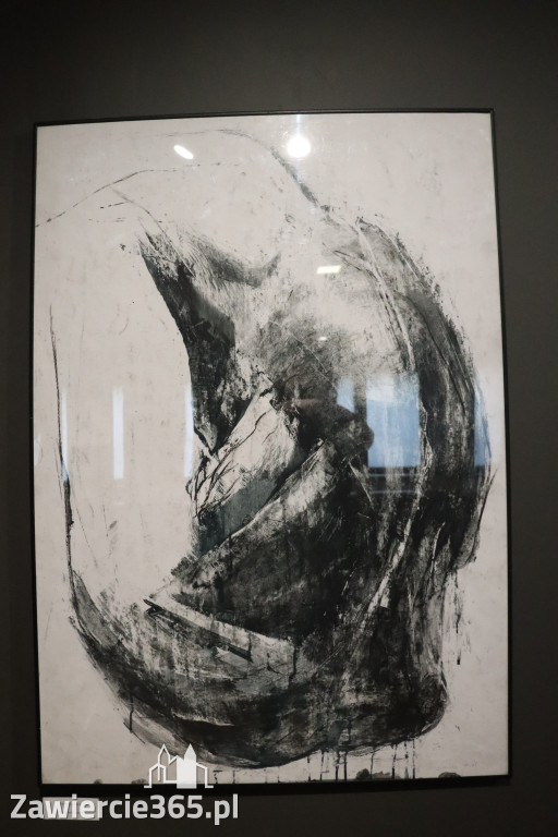 Fotorelacja: Wernisaż wystawy „Między linią a formą II” w MOK Zawiercie