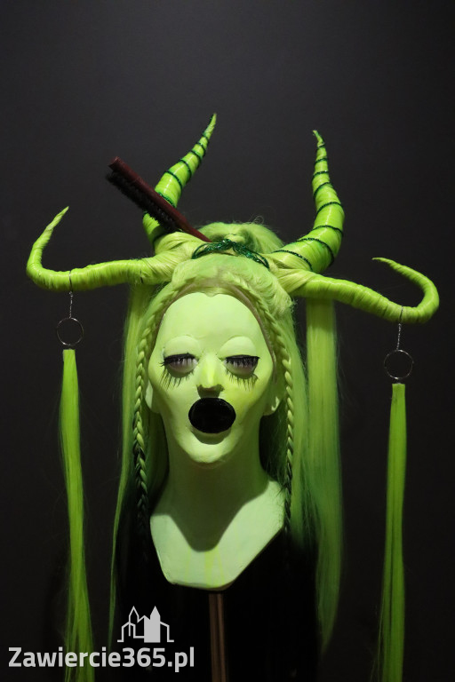 Fotorelacja: Wernisaż wystawy „Między linią a formą II” w MOK Zawiercie