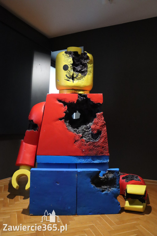 Fotorelacja: Wernisaż wystawy „Między linią a formą II” w MOK Zawiercie