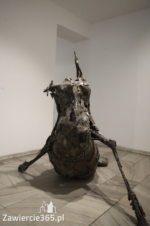 Fotorelacja: Wernisaż wystawy „Między linią a formą II” w MOK Zawiercie