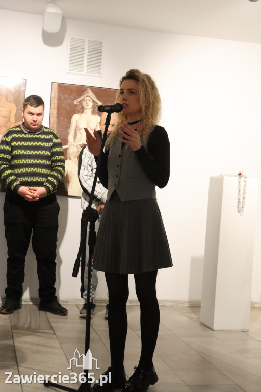 Fotorelacja: Wernisaż wystawy „Między linią a formą II” w MOK Zawiercie