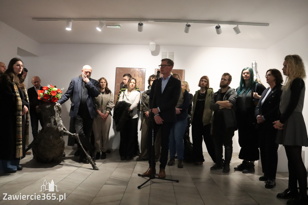 Fotorelacja: Wernisaż wystawy „Między linią a formą II” w MOK Zawiercie