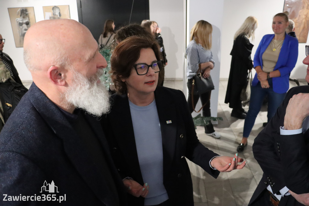 Fotorelacja: Wernisaż wystawy „Między linią a formą II” w MOK Zawiercie