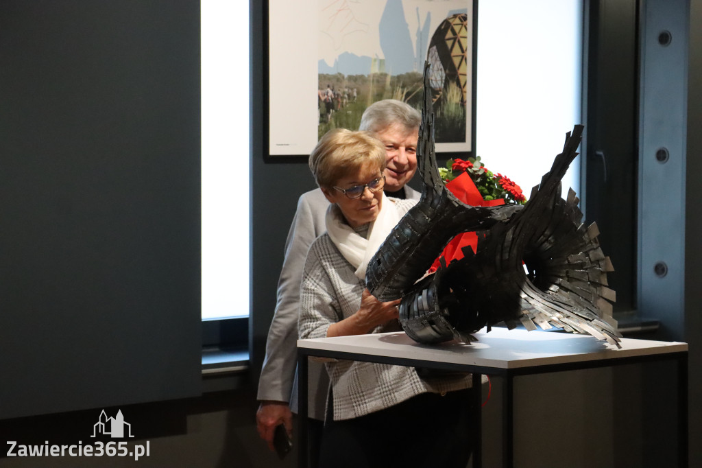 Fotorelacja: Wernisaż wystawy „Między linią a formą II” w MOK Zawiercie