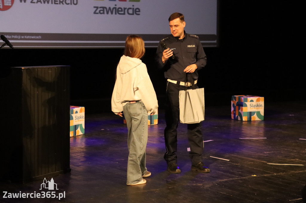 Fotorelacja: W RYTMIE BEZPIECZNYCH DRÓG - spotkanie promujące bezpieczeństwo w Zawierciu