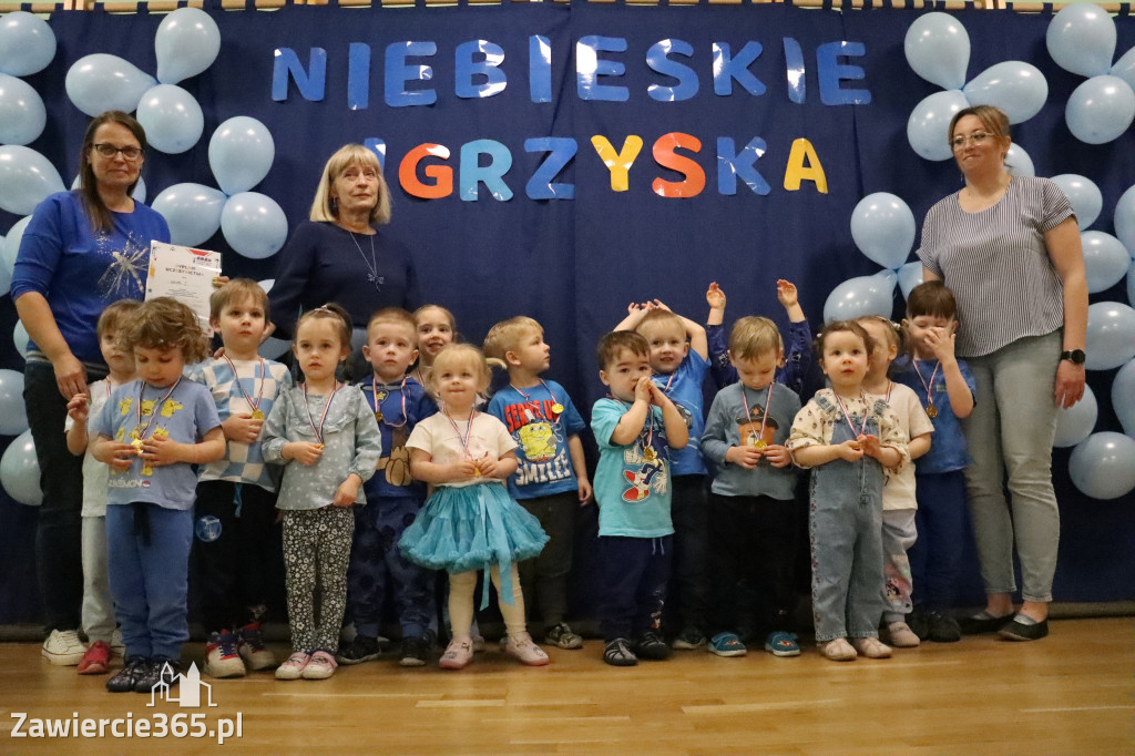 Fotorelacja: NIEBIESKIE IGRZYSKA w Przedszkolu Integracyjnym nr 3 w Zawierciu