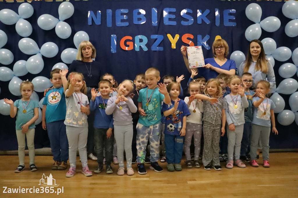 Fotorelacja: NIEBIESKIE IGRZYSKA w Przedszkolu Integracyjnym nr 3 w Zawierciu