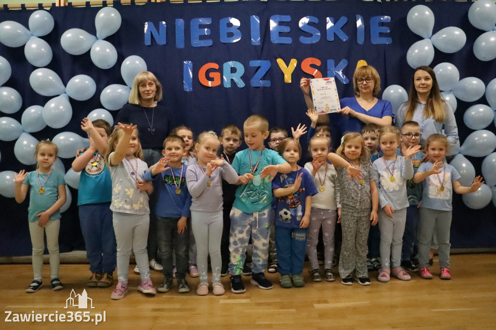 Fotorelacja: NIEBIESKIE IGRZYSKA w Przedszkolu Integracyjnym nr 3 w Zawierciu