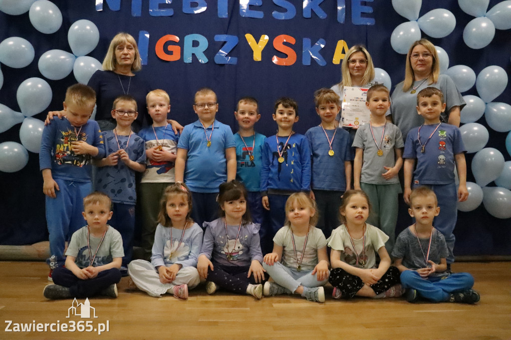 Fotorelacja: NIEBIESKIE IGRZYSKA w Przedszkolu Integracyjnym nr 3 w Zawierciu