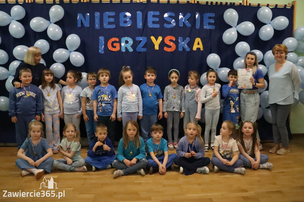 Fotorelacja: NIEBIESKIE IGRZYSKA w Przedszkolu Integracyjnym nr 3 w Zawierciu