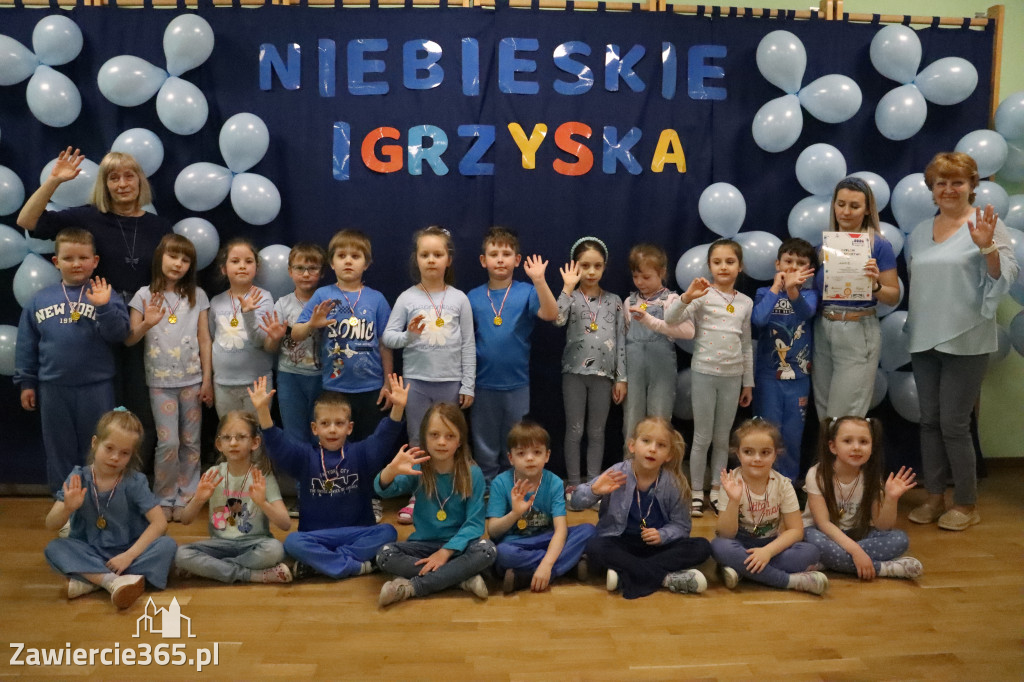 Fotorelacja: NIEBIESKIE IGRZYSKA w Przedszkolu Integracyjnym nr 3 w Zawierciu