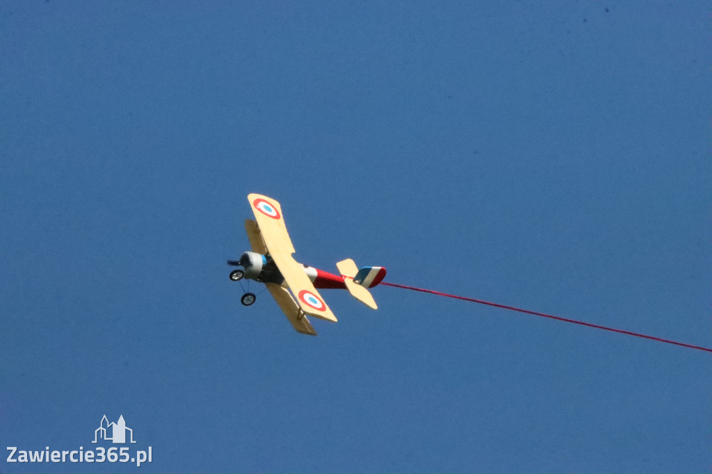 Fotorelacja: Bitwa powietrzna o Zawiercie