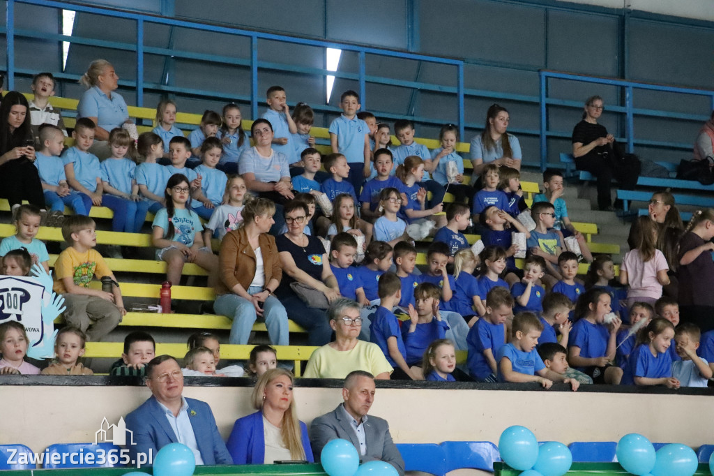 Fotorelacja I: Niebieskie Igrzyska zorganizowane przez SP4 w Zawierciu