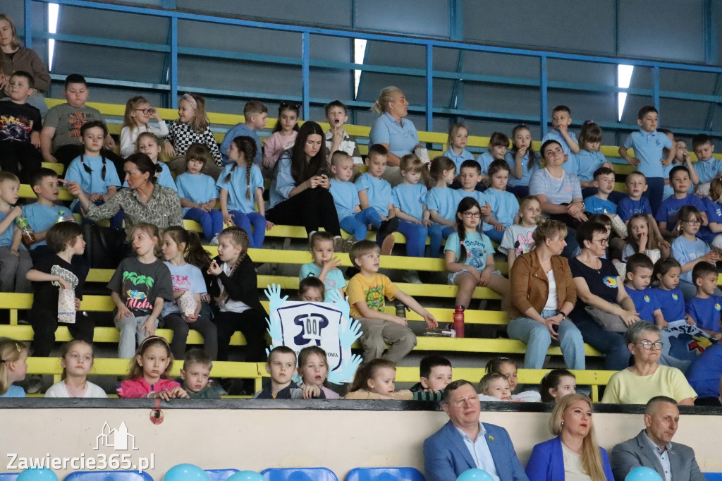 Fotorelacja I: Niebieskie Igrzyska zorganizowane przez SP4 w Zawierciu