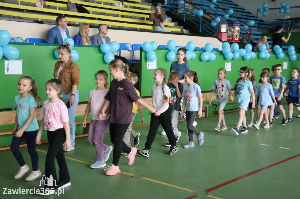 Fotorelacja I: Niebieskie Igrzyska zorganizowane przez SP4 w Zawierciu