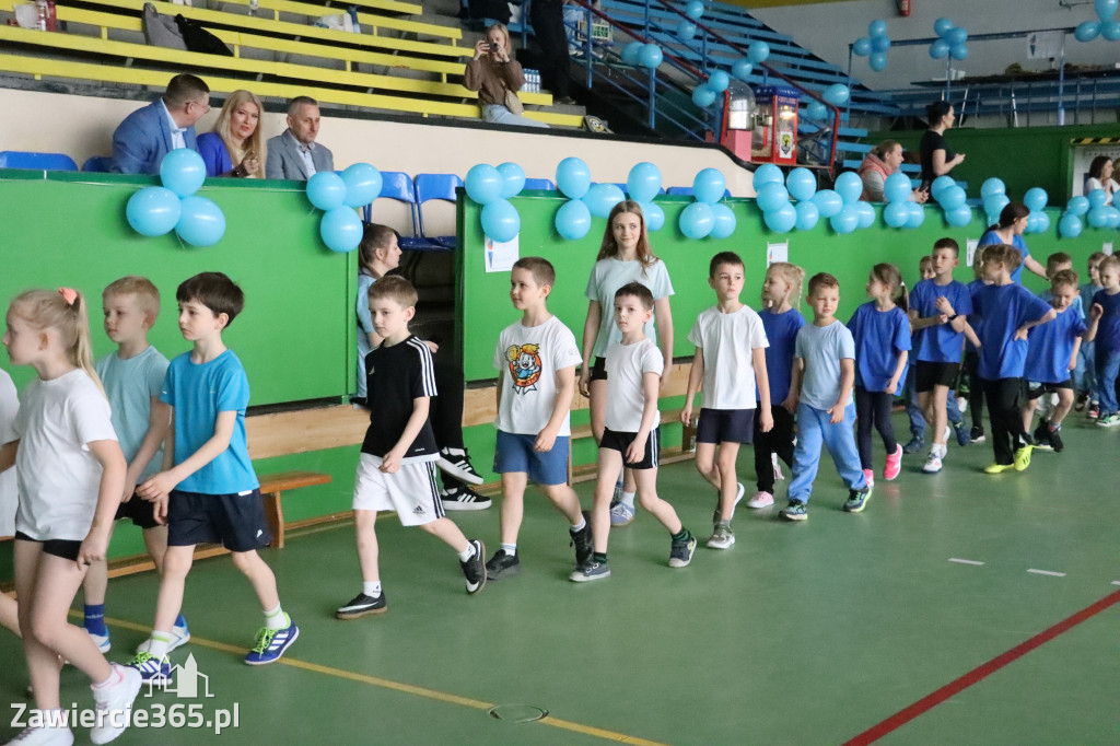 Fotorelacja I: Niebieskie Igrzyska zorganizowane przez SP4 w Zawierciu