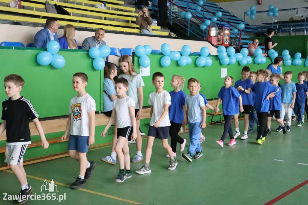 Fotorelacja I: Niebieskie Igrzyska zorganizowane przez SP4 w Zawierciu