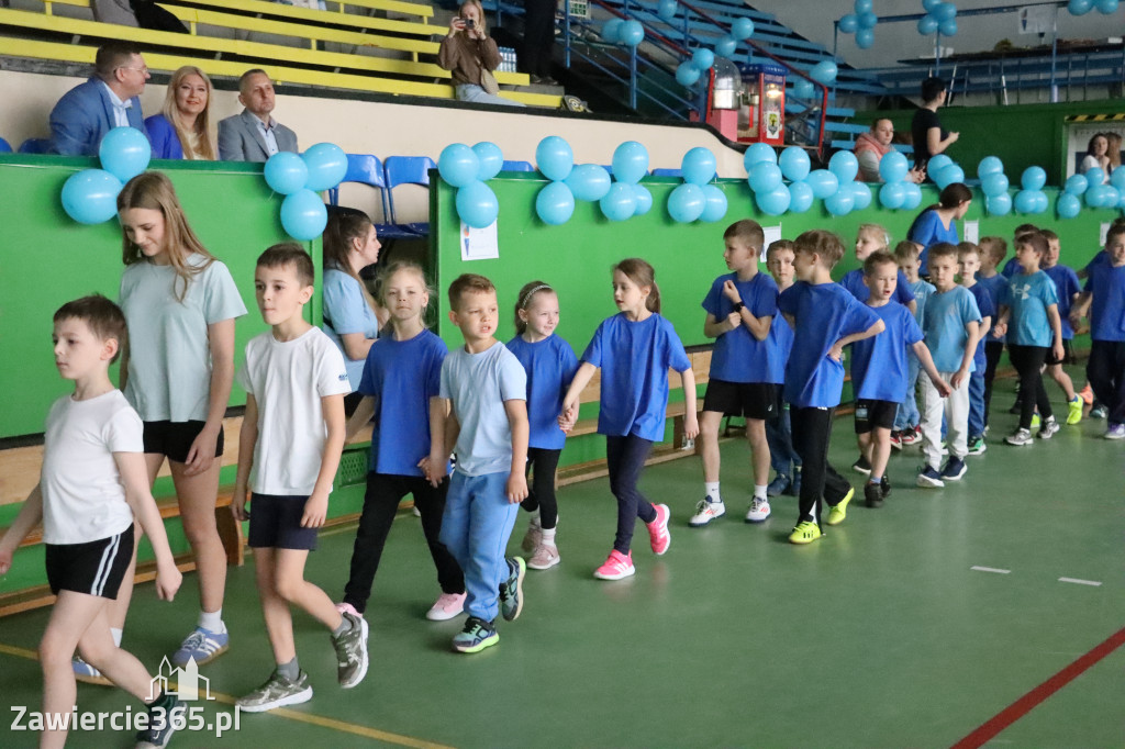 Fotorelacja I: Niebieskie Igrzyska zorganizowane przez SP4 w Zawierciu