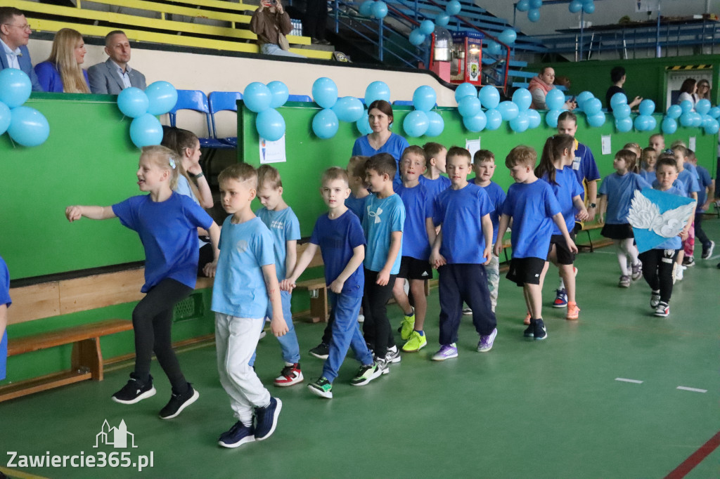 Fotorelacja I: Niebieskie Igrzyska zorganizowane przez SP4 w Zawierciu