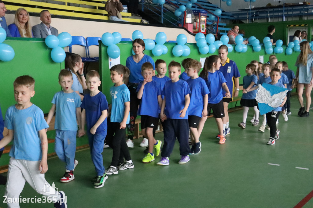 Fotorelacja I: Niebieskie Igrzyska zorganizowane przez SP4 w Zawierciu