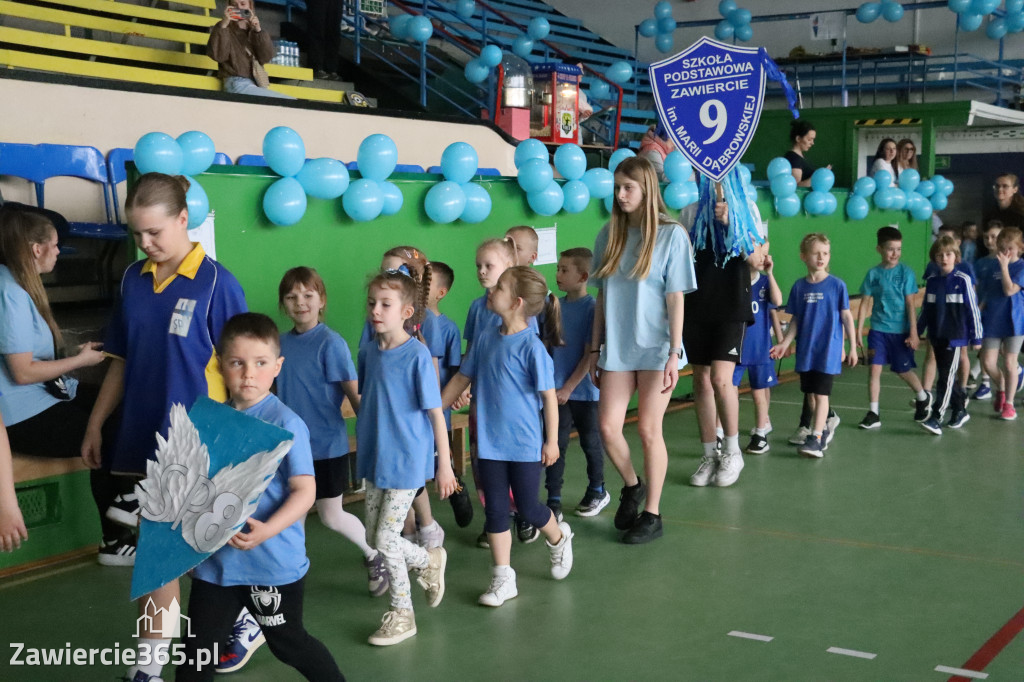 Fotorelacja I: Niebieskie Igrzyska zorganizowane przez SP4 w Zawierciu