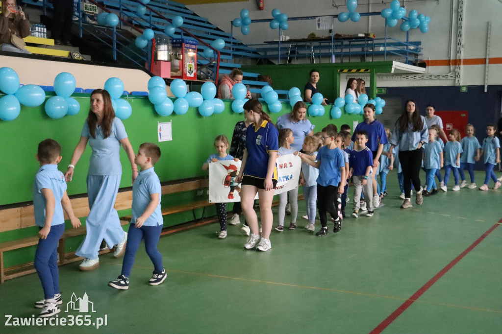 Fotorelacja I: Niebieskie Igrzyska zorganizowane przez SP4 w Zawierciu