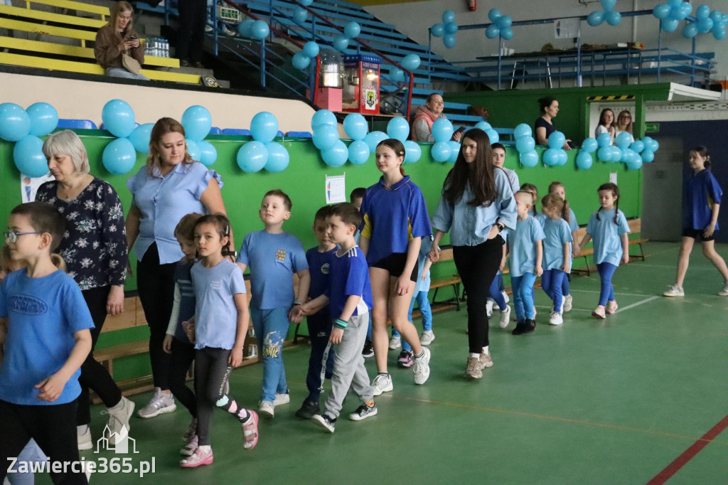 Fotorelacja I: Niebieskie Igrzyska zorganizowane przez SP4 w Zawierciu