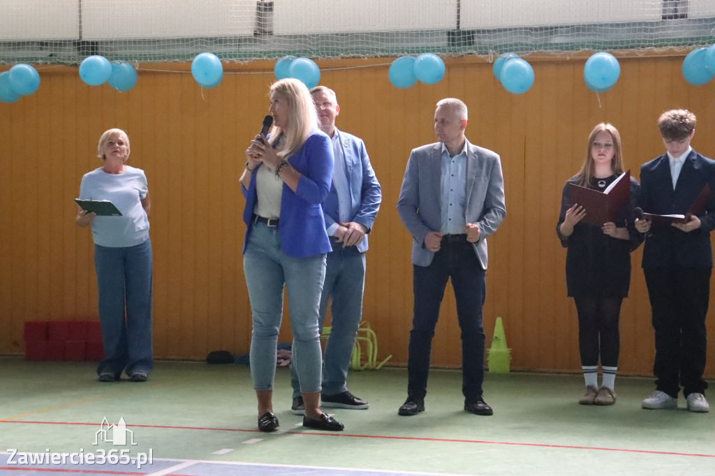 Fotorelacja I: Niebieskie Igrzyska zorganizowane przez SP4 w Zawierciu