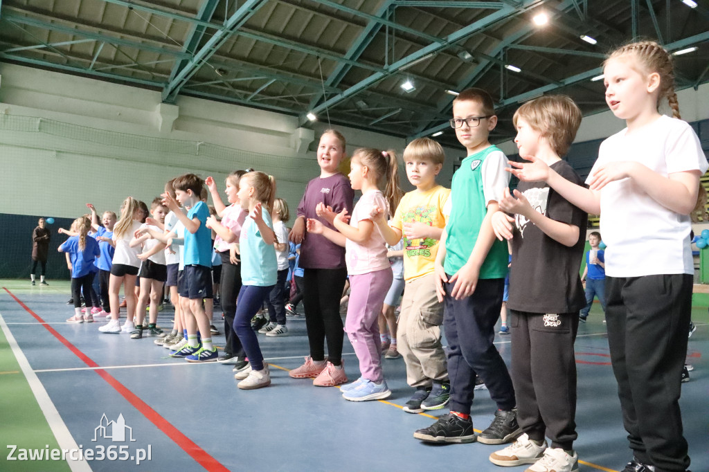 Fotorelacja I: Niebieskie Igrzyska zorganizowane przez SP4 w Zawierciu
