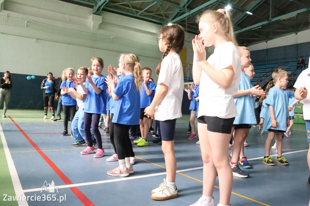 Fotorelacja I: Niebieskie Igrzyska zorganizowane przez SP4 w Zawierciu