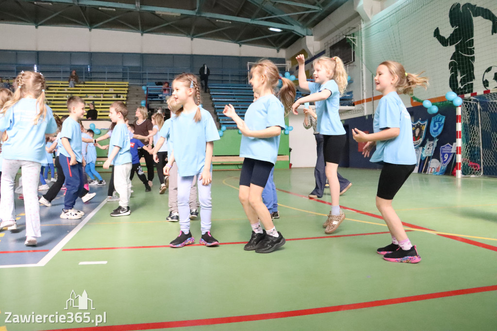 Fotorelacja I: Niebieskie Igrzyska zorganizowane przez SP4 w Zawierciu